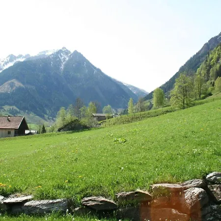 Dağ evi Luxury Chalet In Salzburgerland With Sauna Fusch an der Grossglocknerstrasse
